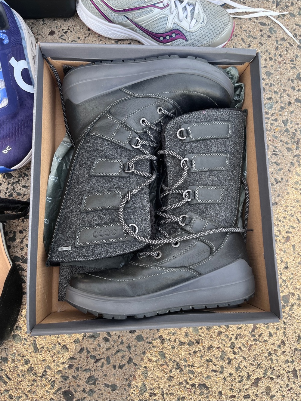 ECCO women’s Black Waterproof Winter Boots